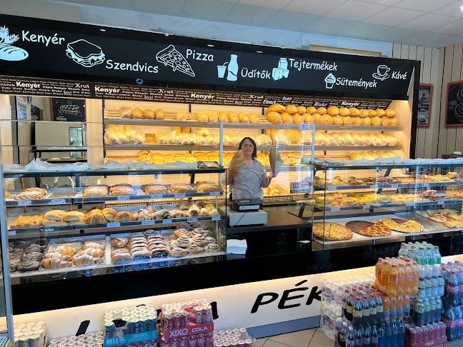 Líra Pékség - Szécsény