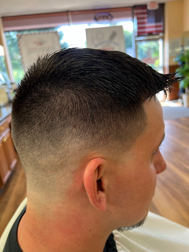 Barber Shop «Warrenton Family Barbershop», reviews and photos, 251 Lee Hwy #235, Warrenton, VA 20186, USA