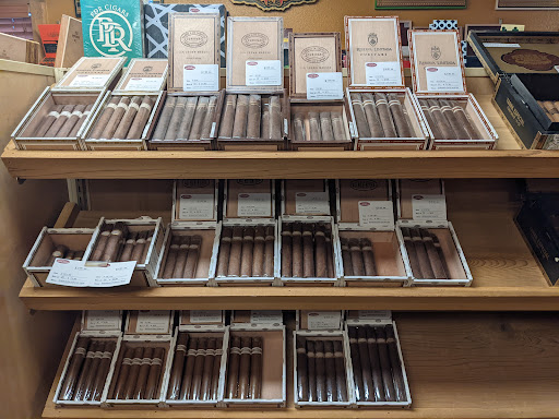 Cigar Shop «Fincks Cigar Factory Outlet», reviews and photos, 6100 West Ave, San Antonio, TX 78213, USA