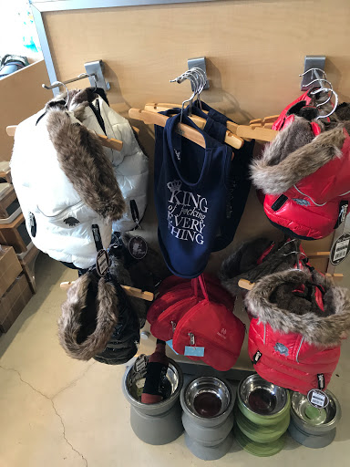 Pet Supply Store «Dog Bar», reviews and photos, 1684 Jefferson Ave, Miami Beach, FL 33139, USA