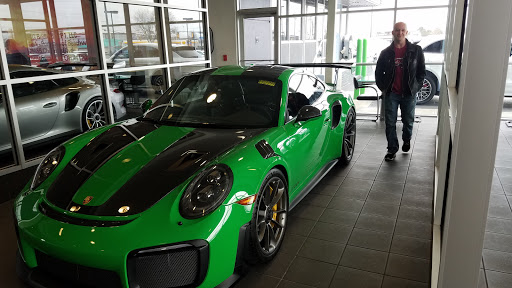 Porsche Dealer «Porsche of Beachwood», reviews and photos, 25855 Chagrin Blvd, Beachwood, OH 44122, USA