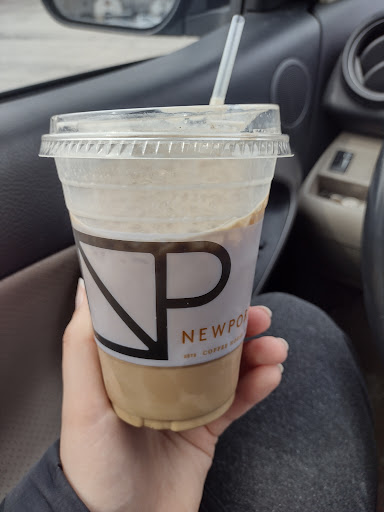 Cafe «Newport Coffee House», reviews and photos, 1121 Half Day Rd, Bannockburn, IL 60015, USA