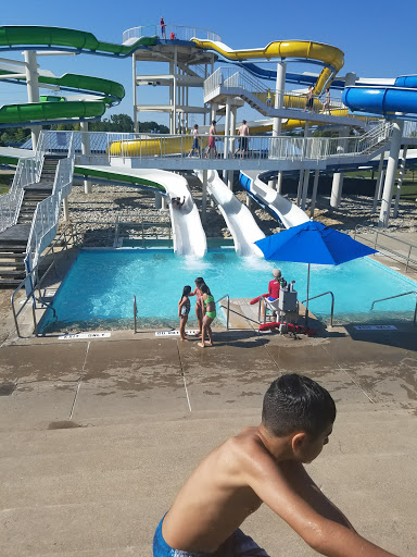 Water Park «Red Oaks Waterpark», reviews and photos, 1455 E 13 Mile Rd, Madison Heights, MI 48071, USA