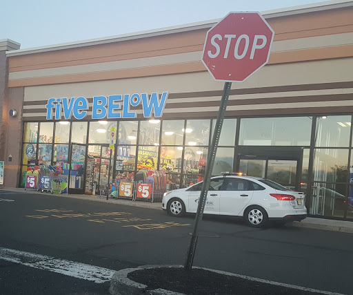 Five Below, 4920 Hadley Center Dr, South Plainfield, NJ 07080, USA, 