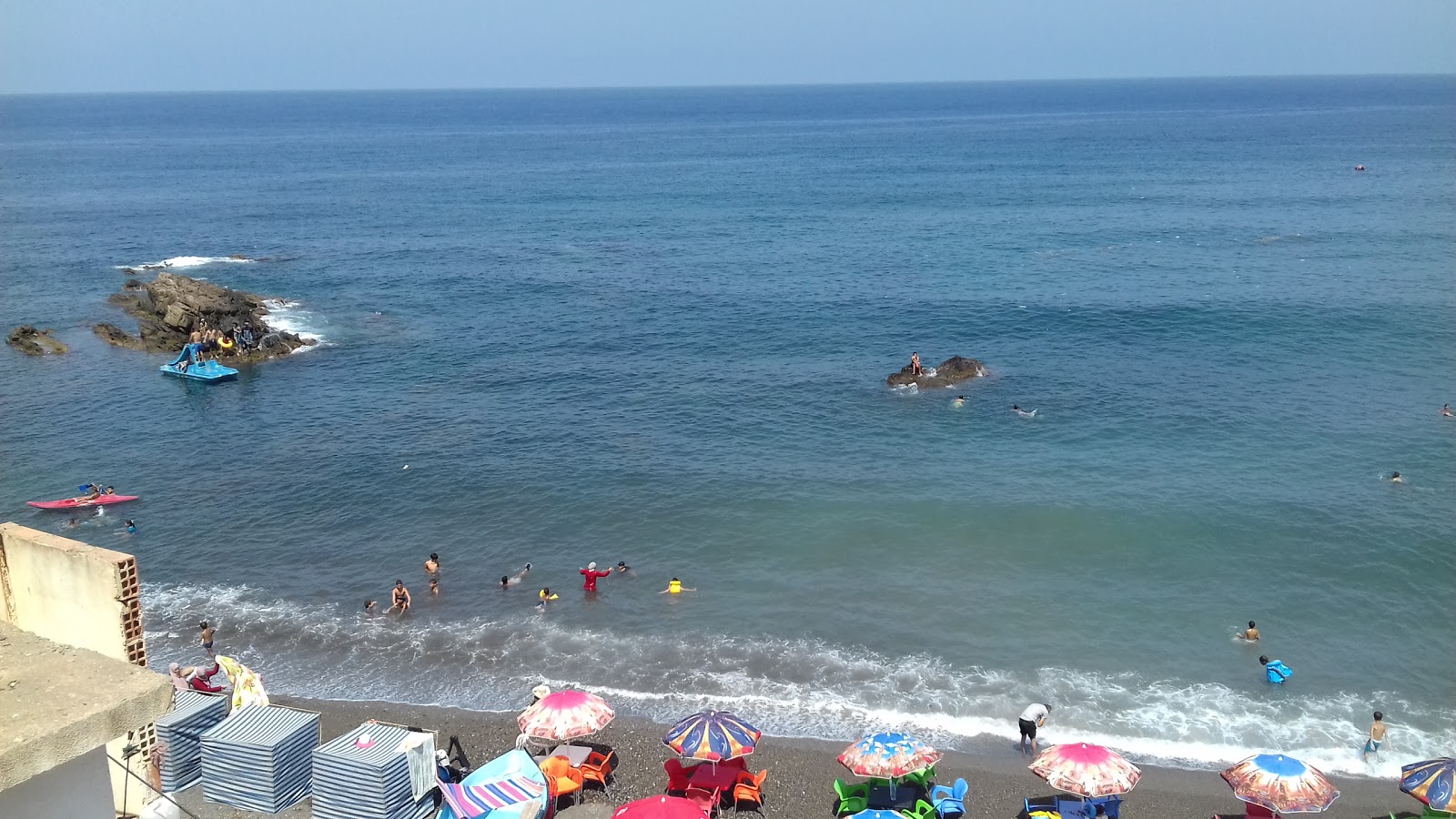 Foto van Belaj beach met hoog niveau van netheid