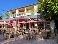 Atmosphère du Rose Restaurant à Mandelieu-la-Napoule - n°3