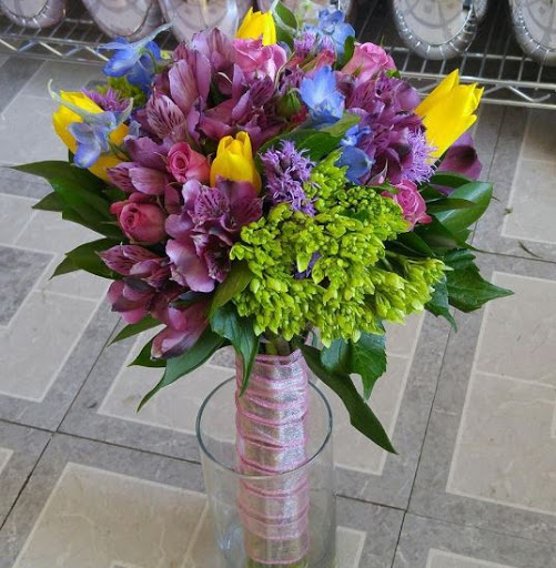 Florist «Floral Expressions & Gourmet Goodies», reviews and photos, 1219 S Pearl St, Denver, CO 80210, USA