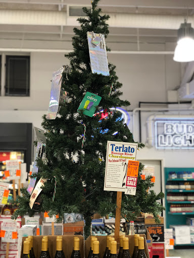 Liquor Store «East Windsor Bottle King», reviews and photos, 385 US-130, East Windsor, NJ 08520, USA