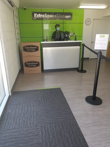 Storage Facility «Extra Space Storage», reviews and photos, 13473 E Foothill Blvd, Fontana, CA 92335, USA