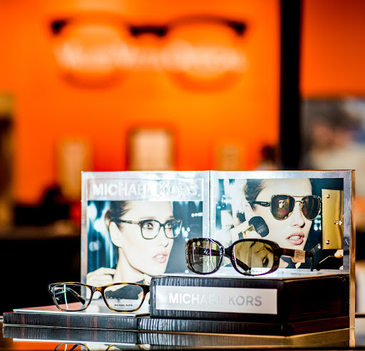 Optician «Valle Vista Optical», reviews and photos, 2000 S Expressway 83, Harlingen, TX 78552, USA