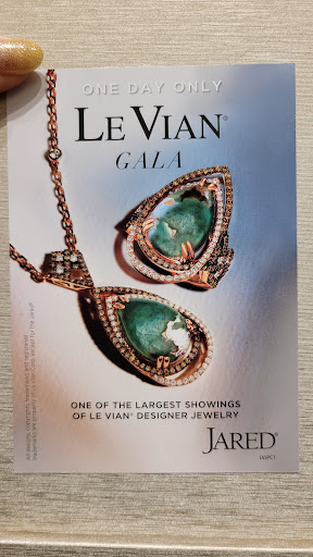 Jewelry Store «Jared The Galleria of Jewelry», reviews and photos, 16070 W Bluemound Rd, Brookfield, WI 53005, USA