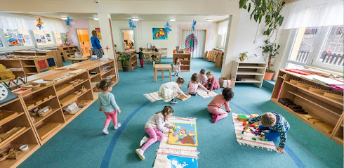 International Montessori School Of Prague (IMSP)
