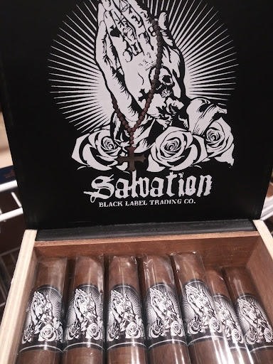 Tobacco Shop «Tobacco Town», reviews and photos, 17108 Fort St, Riverview, MI 48193, USA