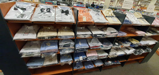 Clothing Store «Burlington Coat Factory», reviews and photos, 4801 McKnight Rd #42, Pittsburgh, PA 15237, USA