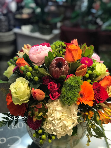 Florist «Flower Cottage of Morgan Hill», reviews and photos, 35 E 1st St, Morgan Hill, CA 95037, USA