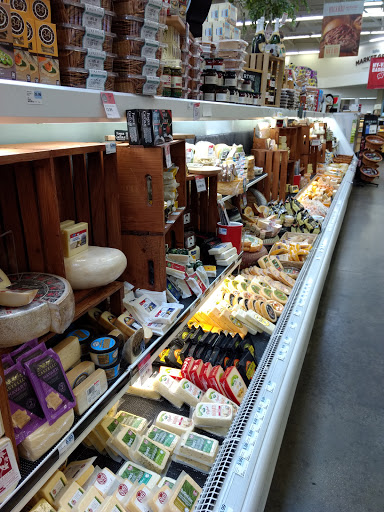 Supermarket «Hy-Vee», reviews and photos, 3801 E Washington Ave, Madison, WI 53704, USA
