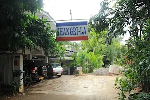 Shangri-La Kandy image