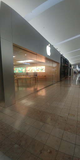 Computer Store «Apple Southcenter», reviews and photos, 801 Southcenter Mall, Tukwila, WA 98188, USA