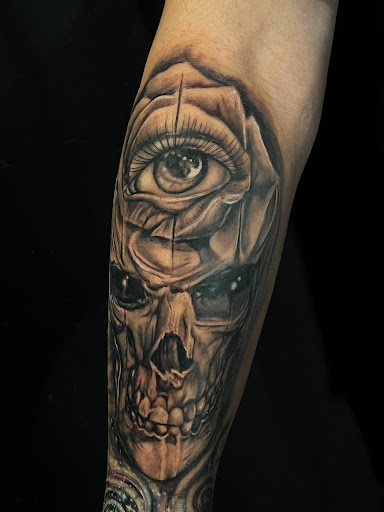 Find tummy tuck tattoo ideas for your next unique tattoo in Chicago at Twisted Tattoo Studio