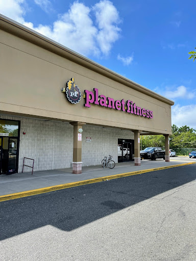 Gym «Planet Fitness», reviews and photos, 700 E Patchogue Yaphank Rd, Medford, NY 11763, USA