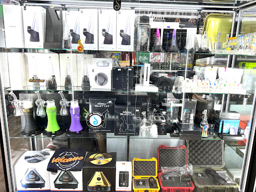 Tobacco Shop «RJ smoke shop», reviews and photos, 1200 N Arizona Ave, Chandler, AZ 85225, USA