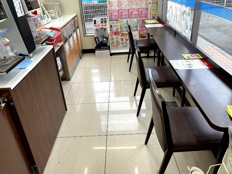 ローソン 神戸有野中町三丁目店 兵庫県神戸市北区有野中町 コンビニエンスストア コンビニ グルコミ