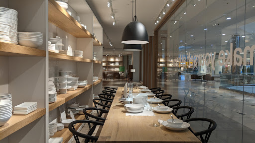 Furniture Store «Crate and Barrel», reviews and photos, 2801 W Big Beaver Rd, Troy, MI 48084, USA