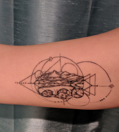 Tattoo and Piercing Shop «Minneapolis Tattoo Shop», reviews and photos, 2211 Lyndale Ave S, Minneapolis, MN 55405, USA