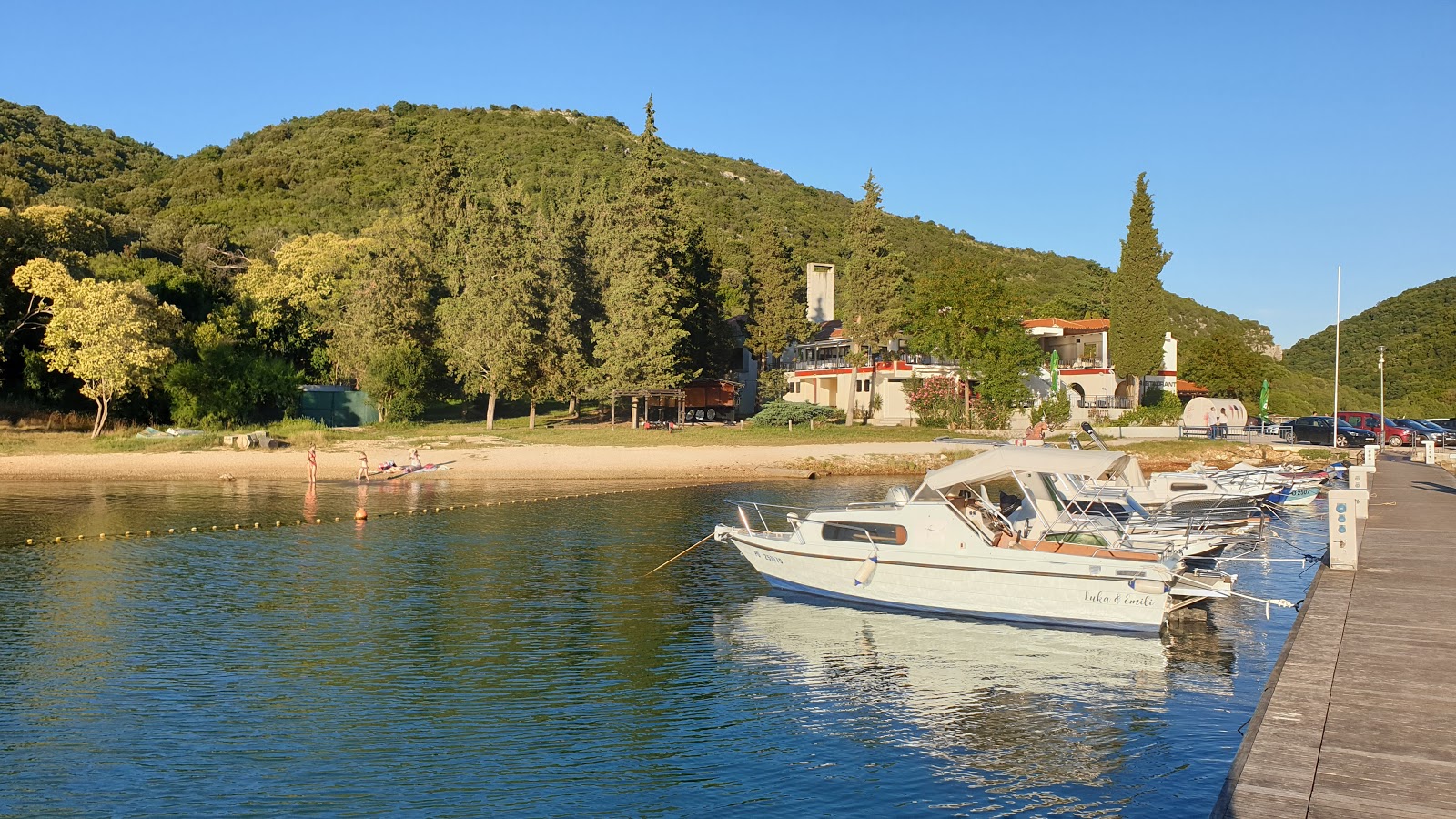 Photo de Fjord beach situé dans une zone naturelle