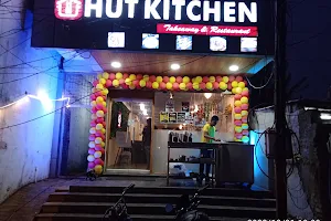 Hut Kitchen image