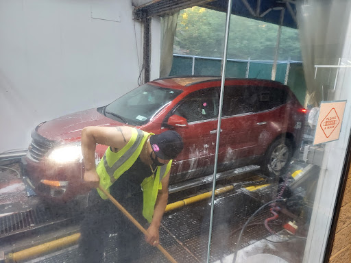 Car Wash «Little Neck Car Wash», reviews and photos, 232-04 Northern Blvd, Little Neck, NY 11362, USA