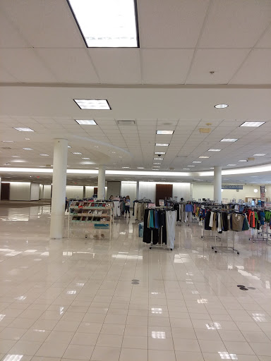 Department Store «Bealls Store», reviews and photos, 2671 W Osceola Pkwy, Kissimmee, FL 34741, USA