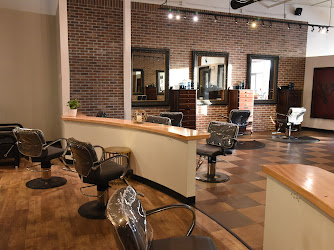 VERSED SALON | Luxury Boutique Hair Salon in Plainfield, IL