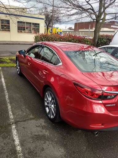 Used Car Dealer «West Coast Auto Group», reviews and photos, 231 NE 10th Ave, Portland, OR 97232, USA