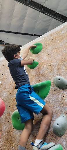 Rock Climbing Gym «Hangar 18 Indoor Climbing Gym - Rancho Cucamonga», reviews and photos, 9004 Hyssop Dr, Rancho Cucamonga, CA 91730, USA