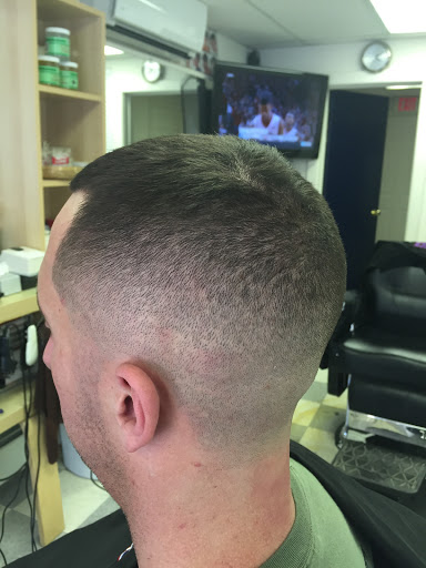 Barber Shop «Greenwood Lake Barber Shop», reviews and photos, 88 Windermere Ave, Greenwood Lake, NY 10925, USA