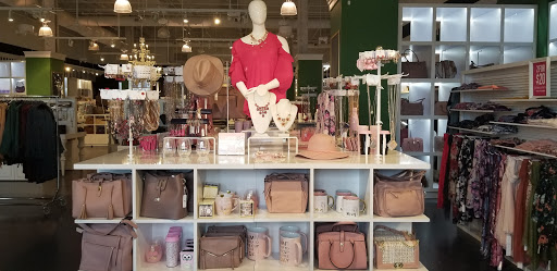 Fashion Accessories Store «Charming Charlie», reviews and photos, 1028 Old Country Rd, Garden City, NY 11530, USA