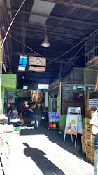 Comunidad de Comerciantes Locatarios del Mercado Vega Poniente