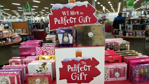 Clothing Store «Burlington Coat Factory», reviews and photos