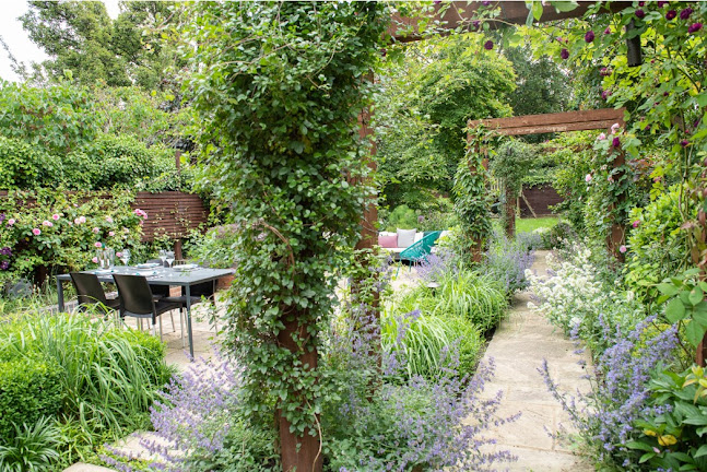 Reviews of Ana Mari Bull Landscape & Garden Design in Reading - Landscaper