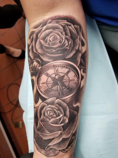 Explore watercolor flower tattoo ideas, creative tattoo ideas in Saint Petersburg, available at Lucky You Tattoo