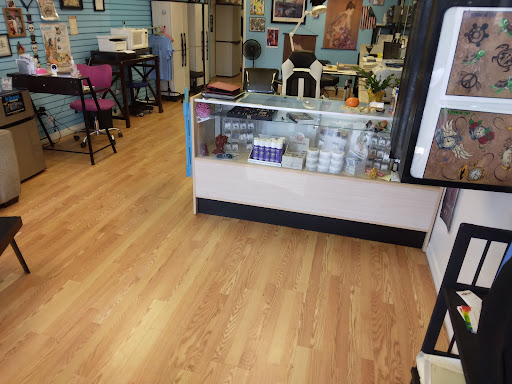 Tattoo Shop «Baby Blues Tattoos», reviews and photos, 1808 Cortez Rd W, Bradenton, FL 34207, USA