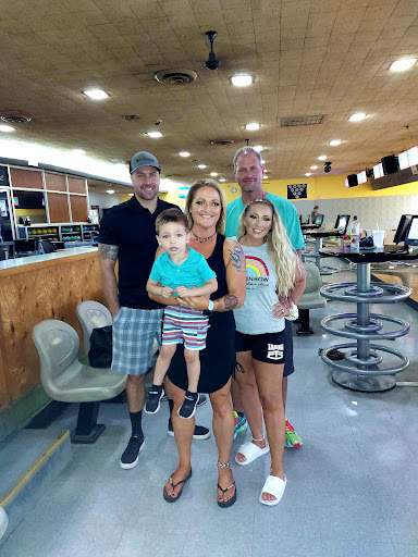 Bowling Alley «Sunshine Lanes», reviews and photos, 1500 W Sunshine St, Springfield, MO 65807, USA