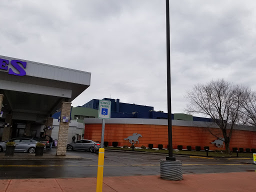 Casino «Finger Lakes Gaming & Racetrack», reviews and photos, 5857 NY-96, Farmington, NY 14425, USA