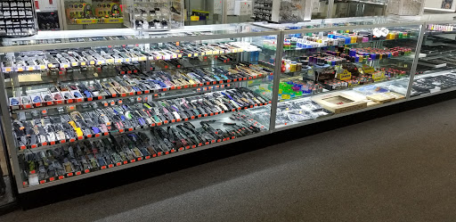 Tobacco Shop «Illusion Smoke Shop», reviews and photos, 4809 Laguna Blvd # 110, Elk Grove, CA 95758, USA