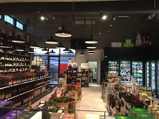 Wine Store «Vineyards Elite, Wine Boutique», reviews and photos, 1429 Reisterstown Rd, Pikesville, MD 21208, USA