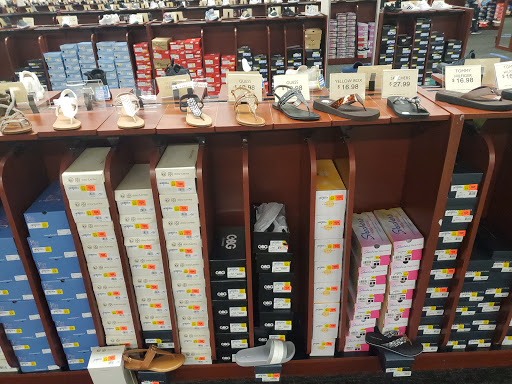 Shoe Store «Shoe Dept. Encore», reviews and photos, 2160 Sunrise Mall, Massapequa, NY 11758, USA