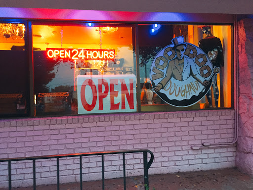 Donut Shop «Voodoo Doughnut Too», reviews and photos, 1501 NE Davis St, Portland, OR 97232, USA