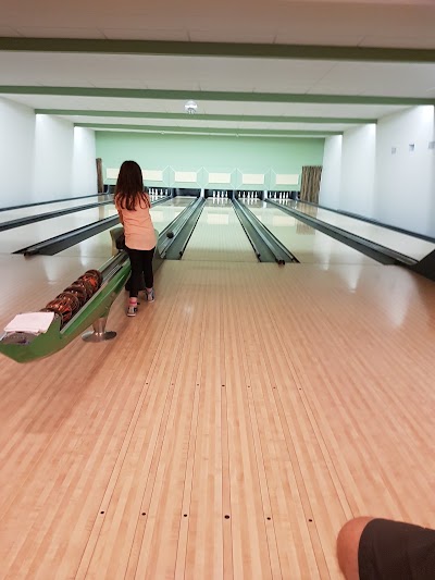 Photos of Miracle Lanes