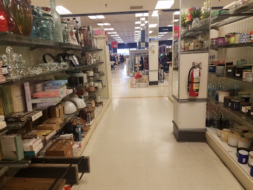 Department Store «Marshalls», reviews and photos, 7506 W Broad St, Henrico, VA 23294, USA